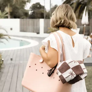 Beach Bag; Seashell Pink - Kove & Co