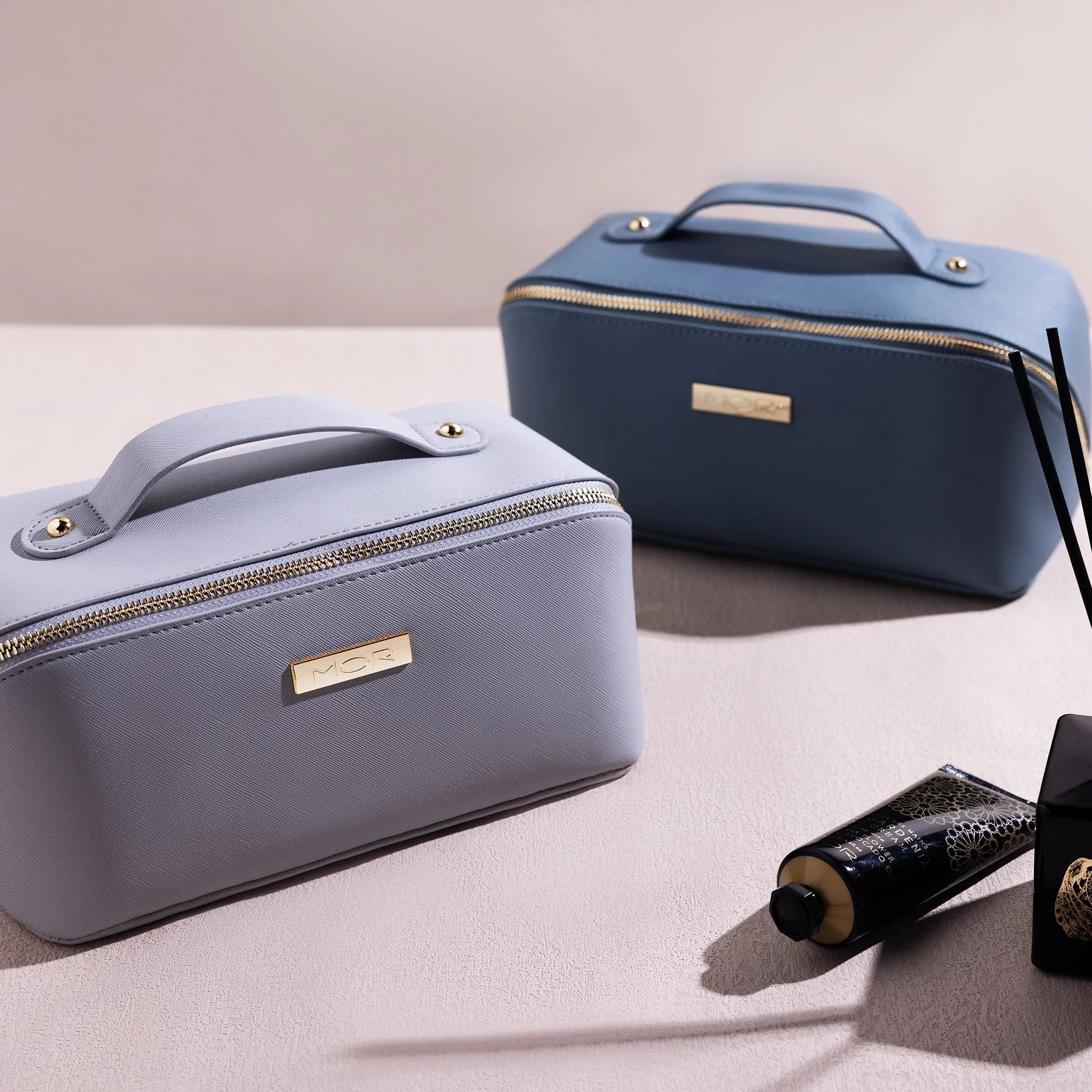 Bordeaux Travel Bag - Pebble