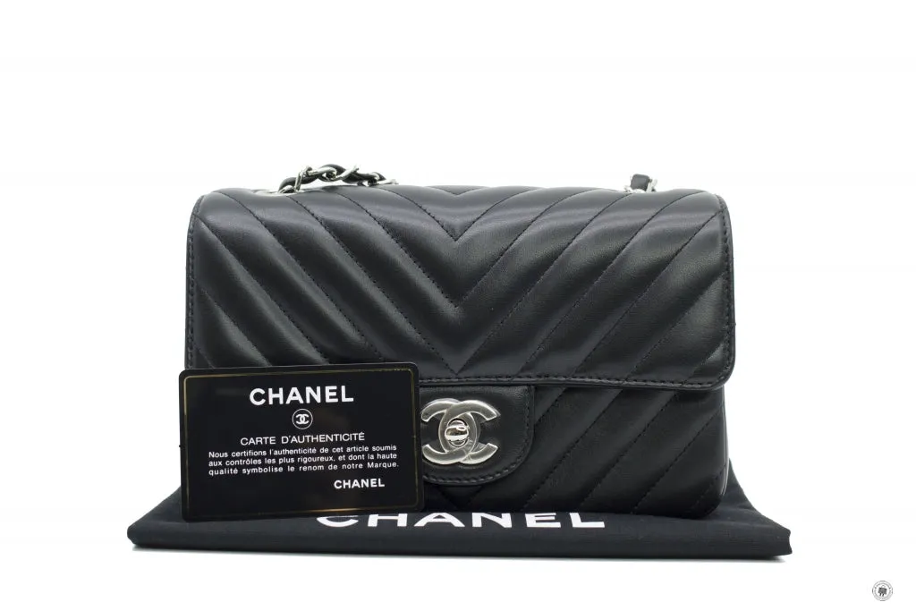 Chanel A69900 Y60594 CC Chervon  Black   94305 Lambskin 20CM Shoulder Bags Shw