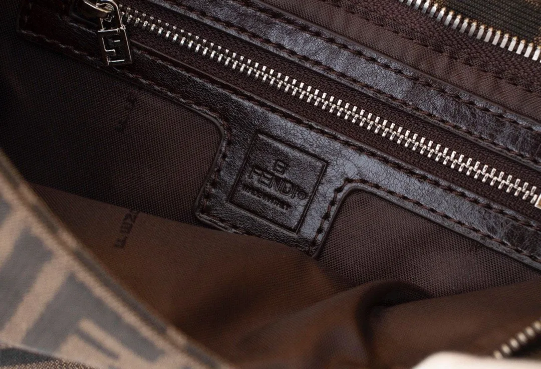 EN   Designer bags by Fendi 021