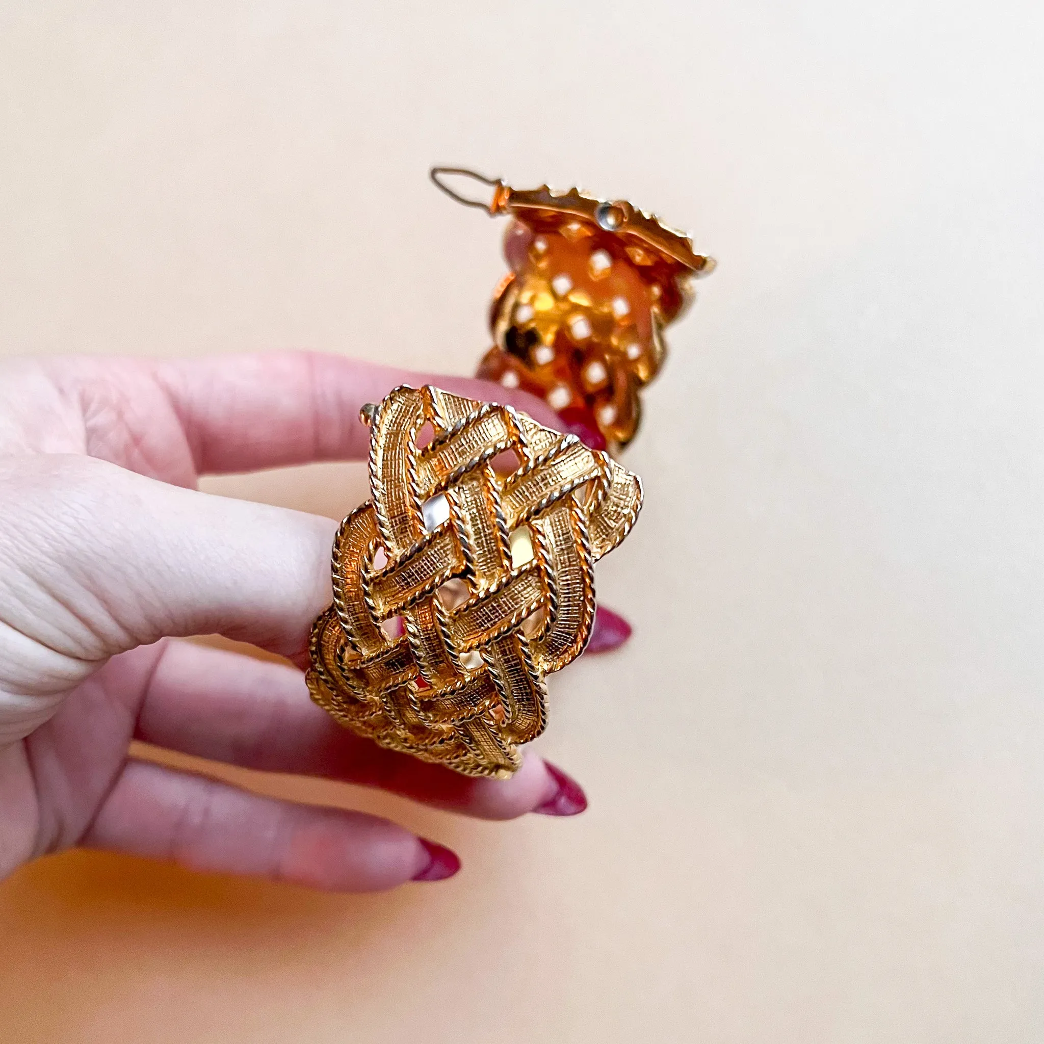 Gorgeous 1970s Golden Woven Cuff