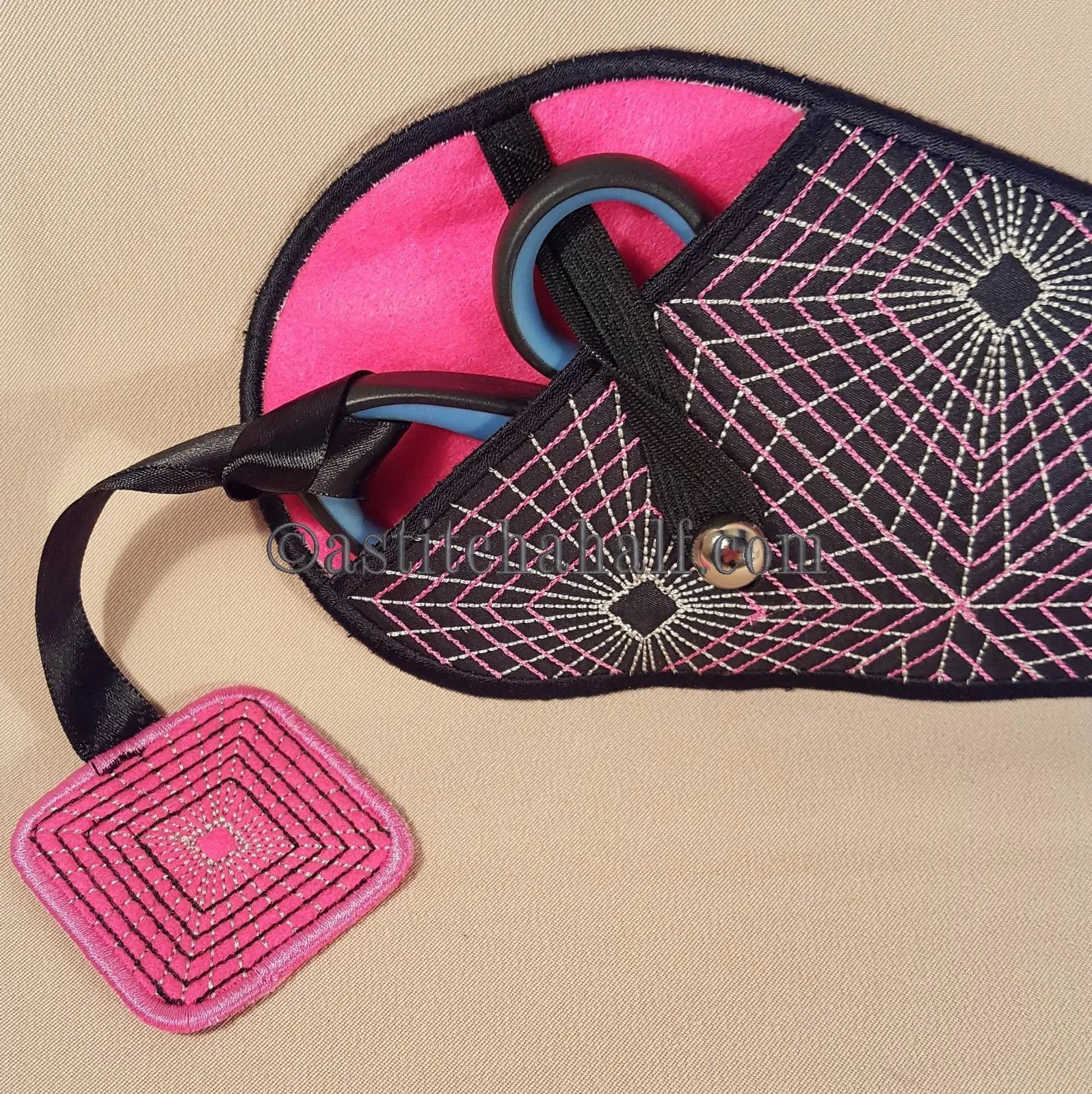 Gorgeous Geometric Scissor Cases with Fob