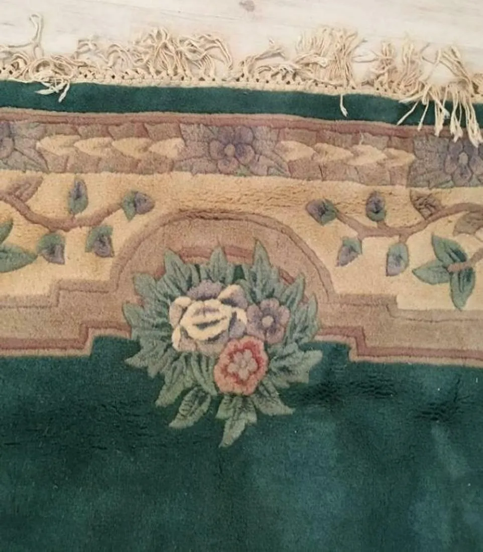 Gorgeous Green Floral Oriental Wool Rug!!
