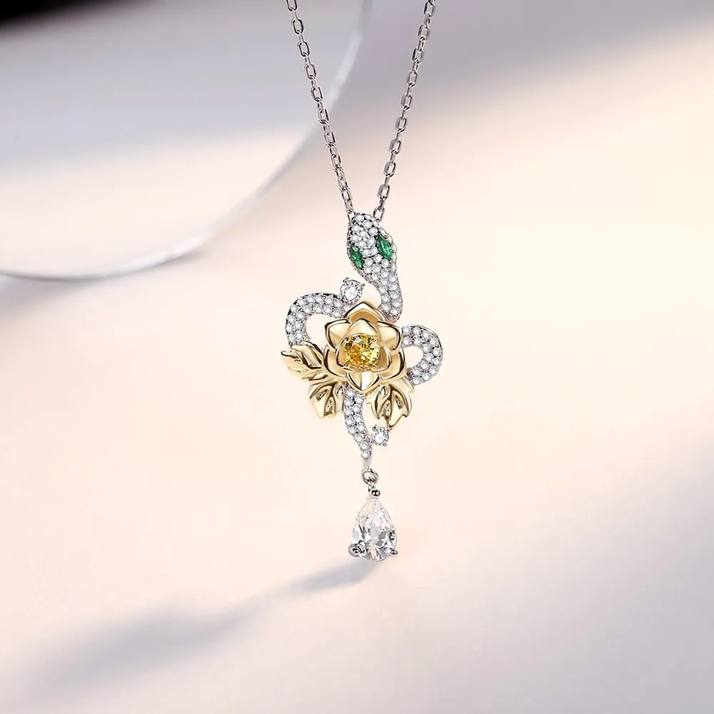 Gorgeous Snake Necklace Jewelry