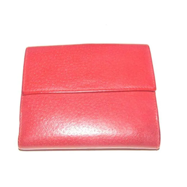 Gucci, true red leather, bi-fold, wallet with a change purse, gold G hinged closure, and lots of interior card slots