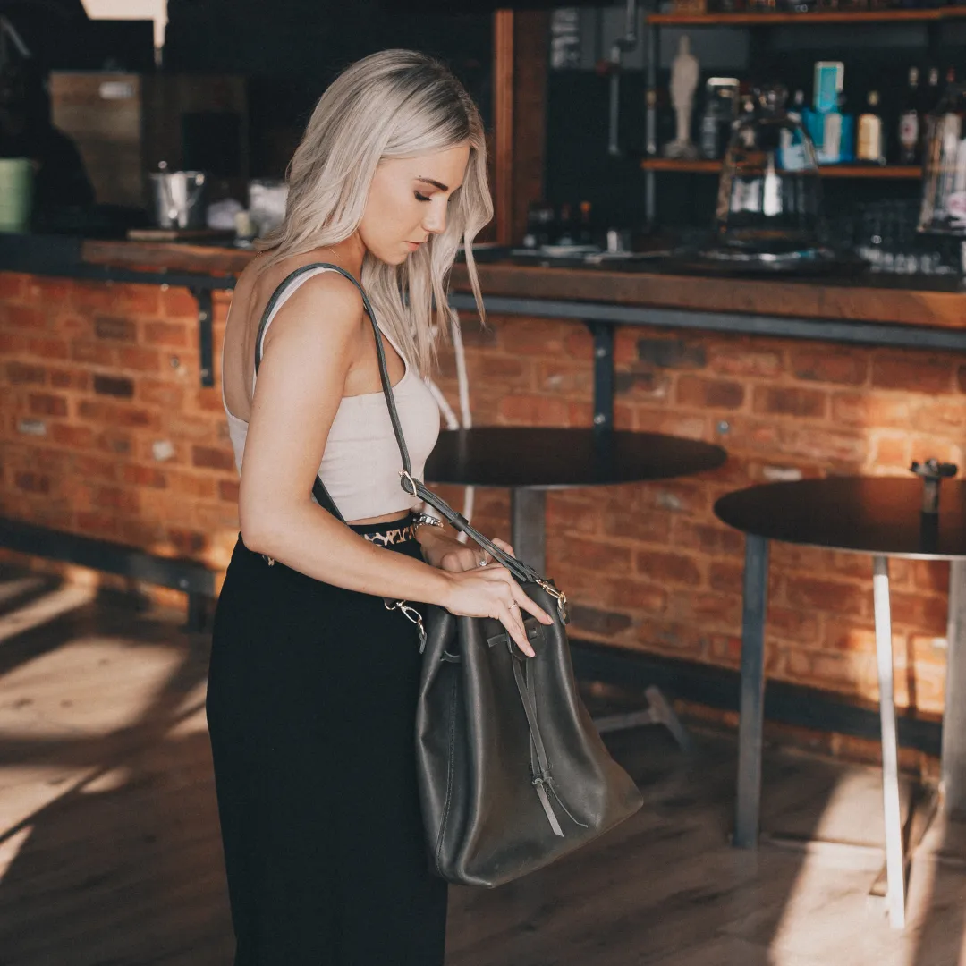 Leather Batseba Bucket Bag Olive Green