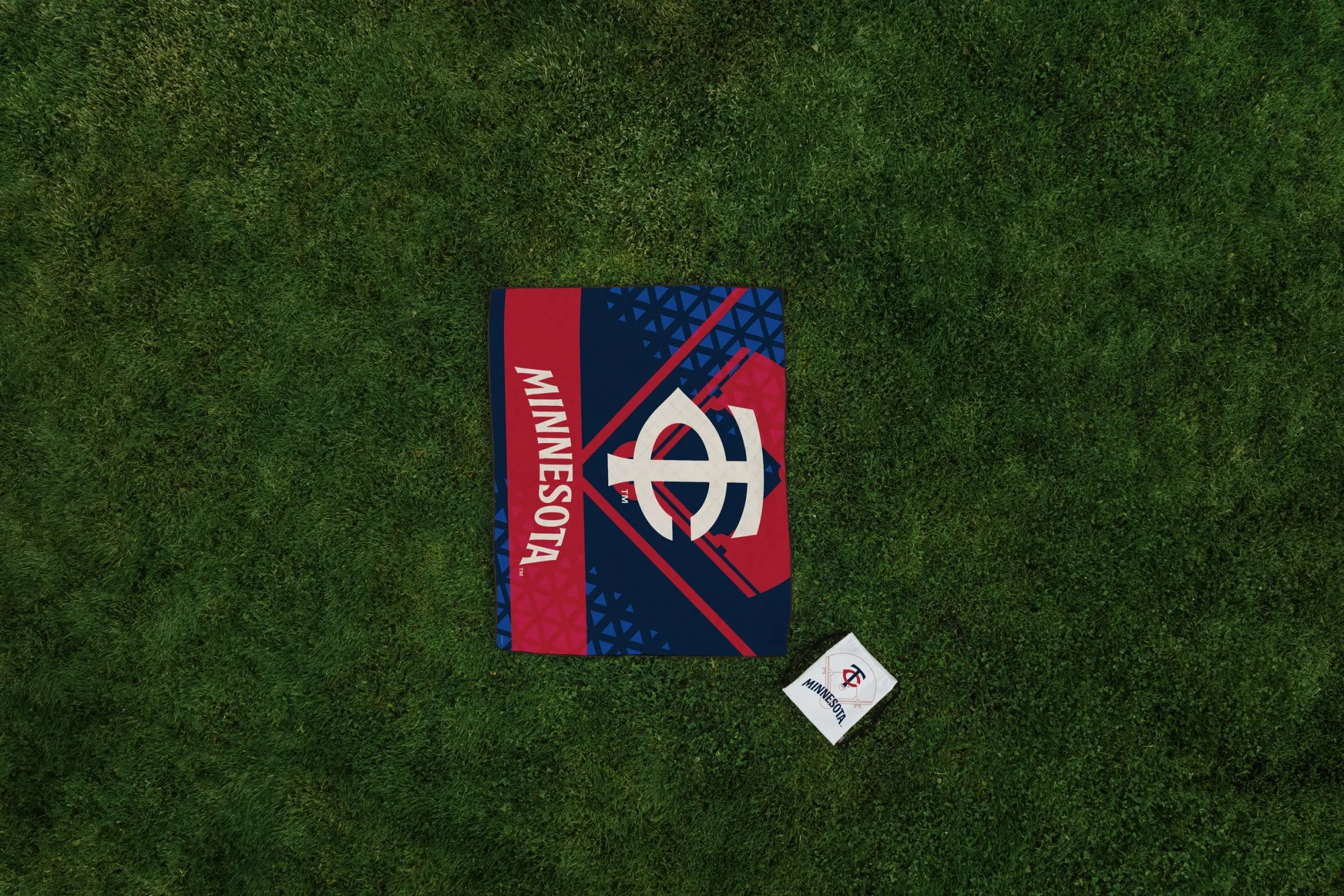 Minnesota Twins - Impresa Picnic Blanket