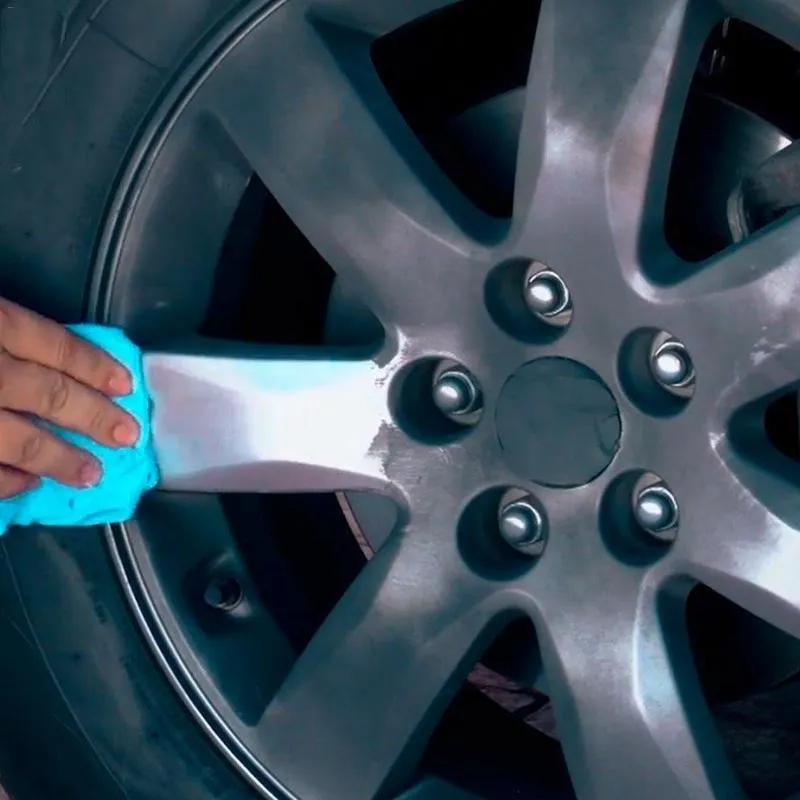 Multi-Purpose Cleaner and Polish
