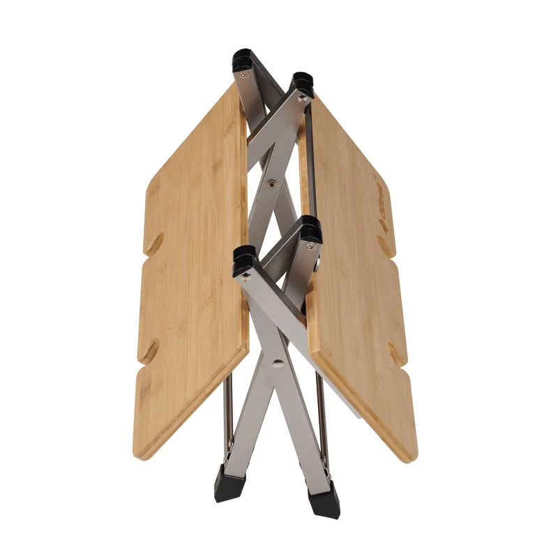 OZTRAIL Cape Series Picnic Table