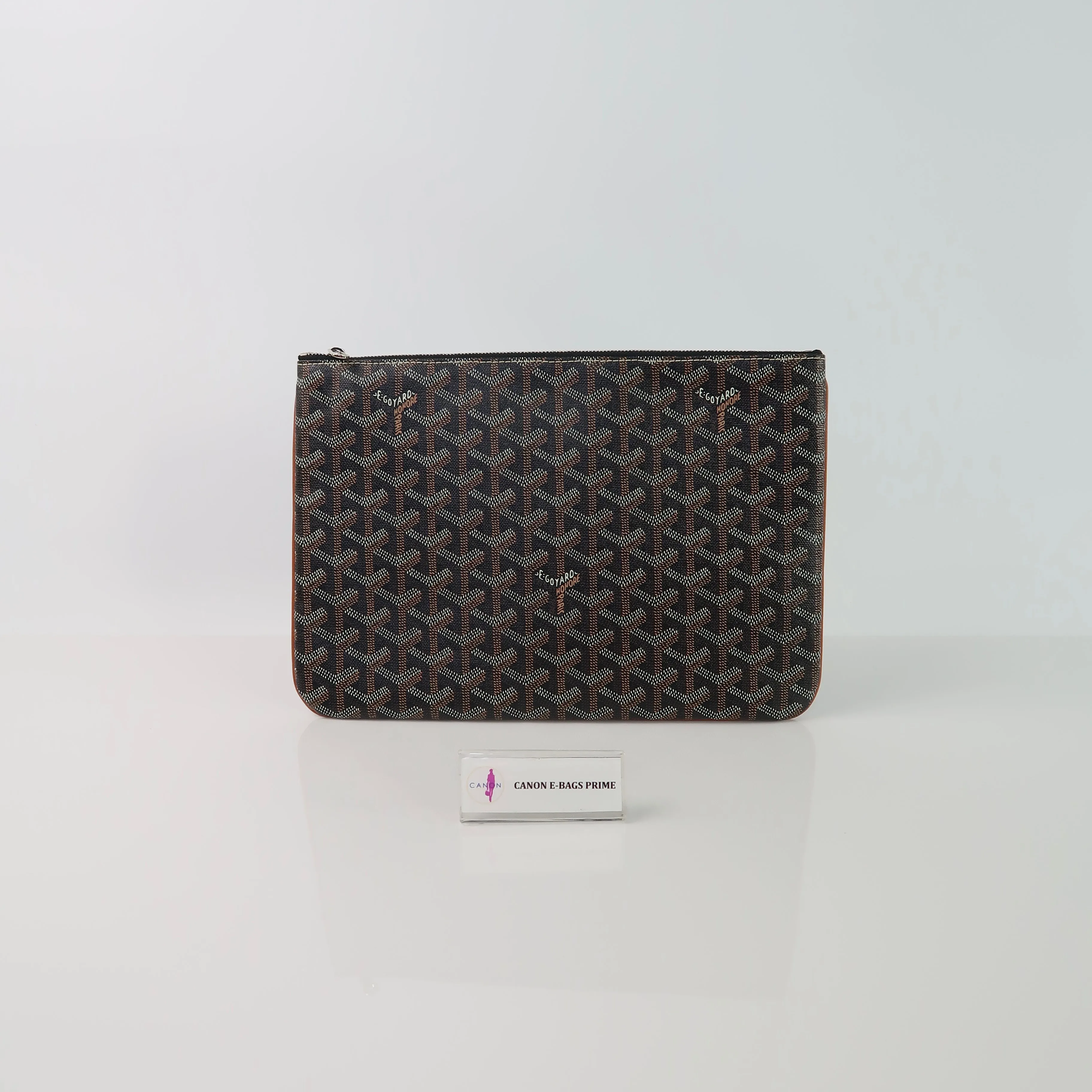Senat Pouch