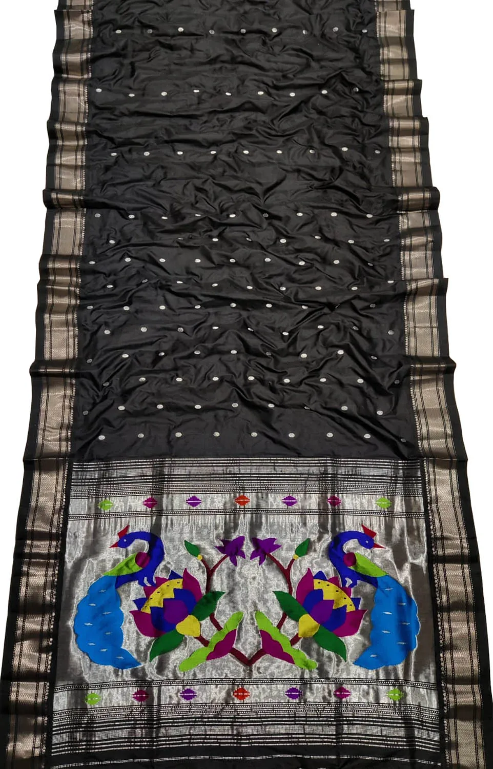 Stunning Black Paithani Handloom Silk Saree - Pure Elegance