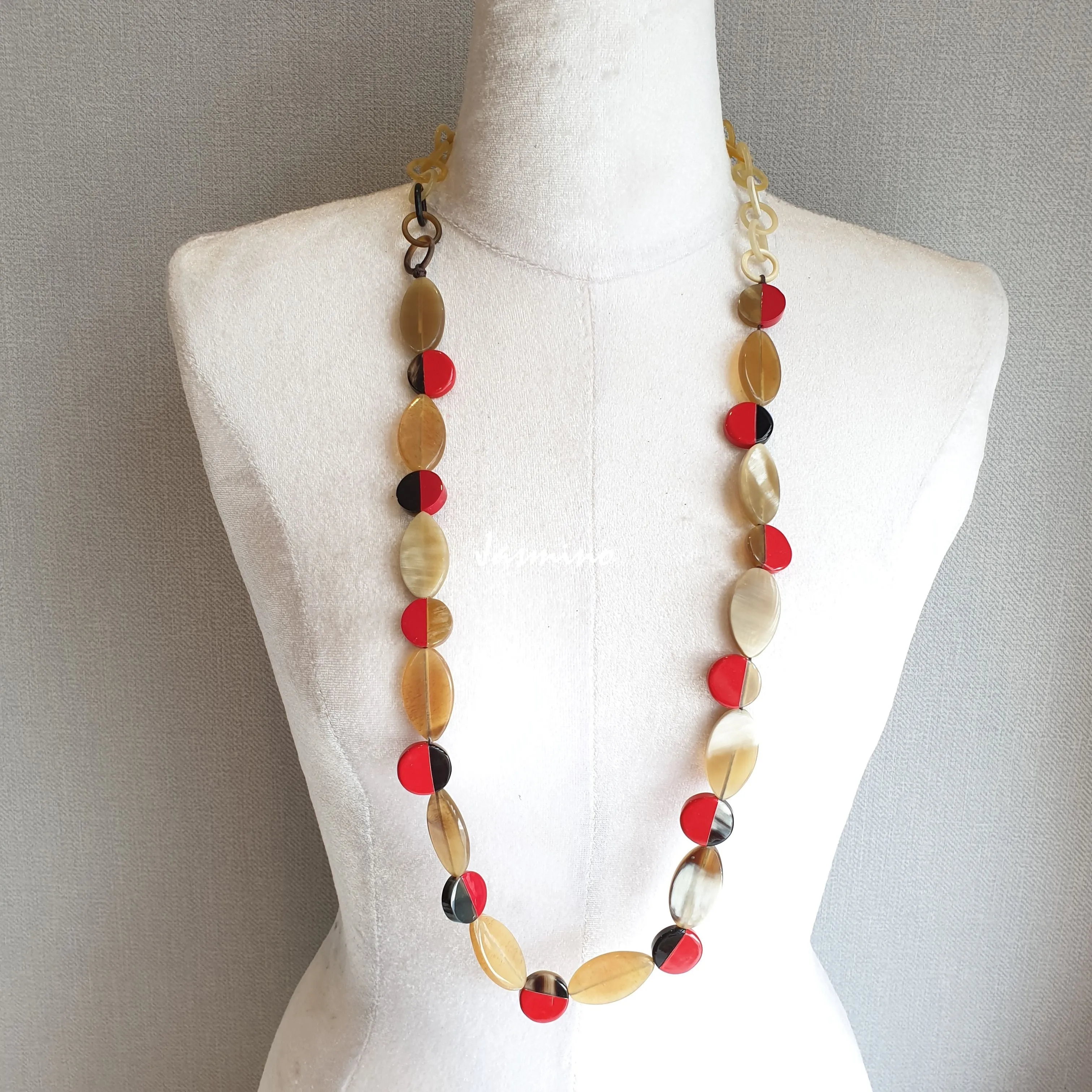 Stunning Buffalo Horn Necklace J17521, Handmade Product from Vietnam
