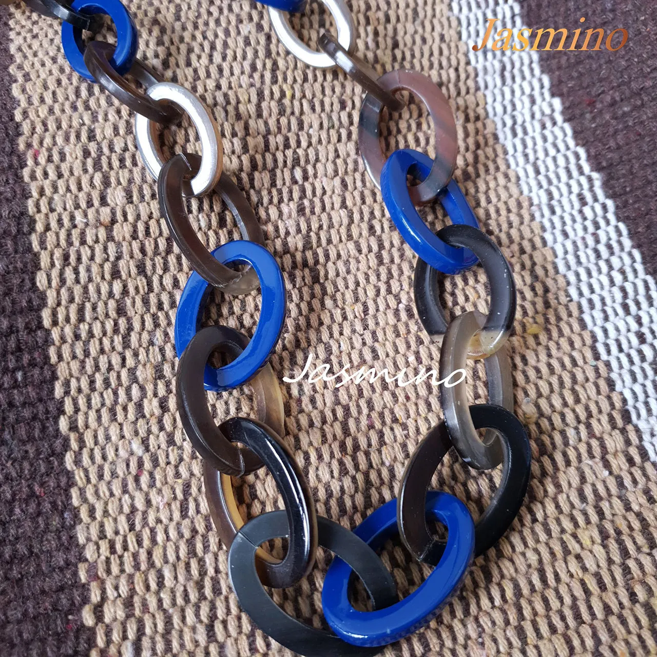 Stunning Horn Necklace J17590, Handmade Buffalo Horn from Vietnam
