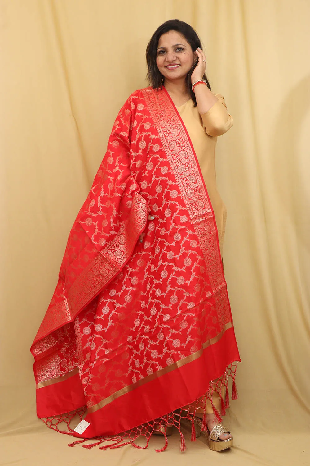 Stunning Red Banarasi Silk Dupatta - Versatile Elegance