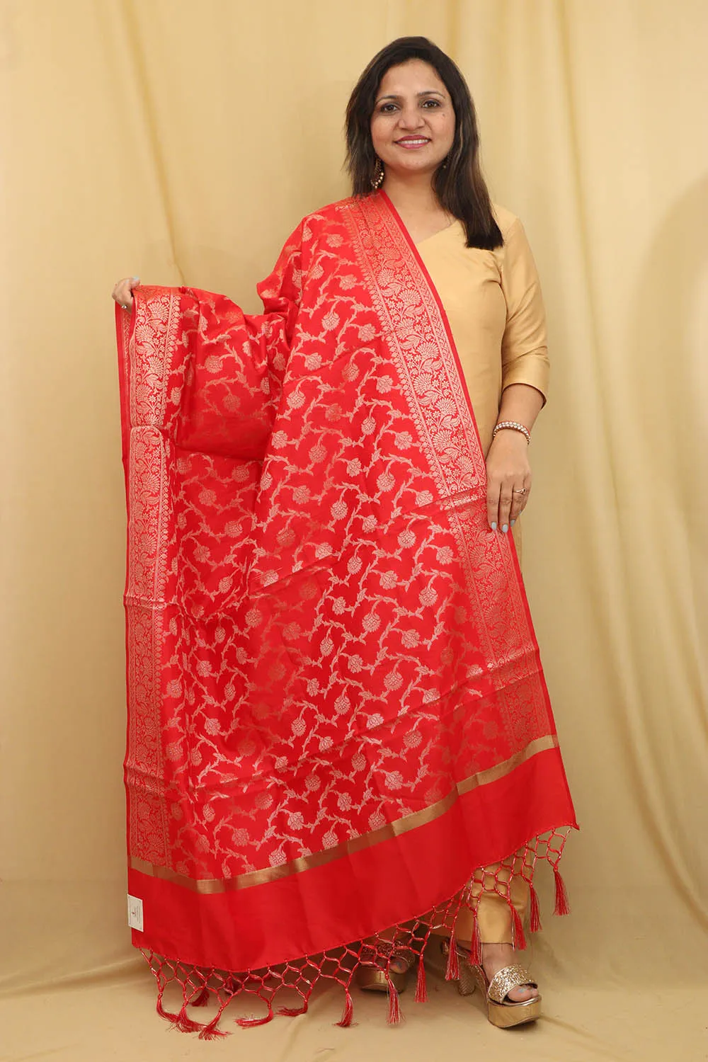 Stunning Red Banarasi Silk Dupatta - Versatile Elegance
