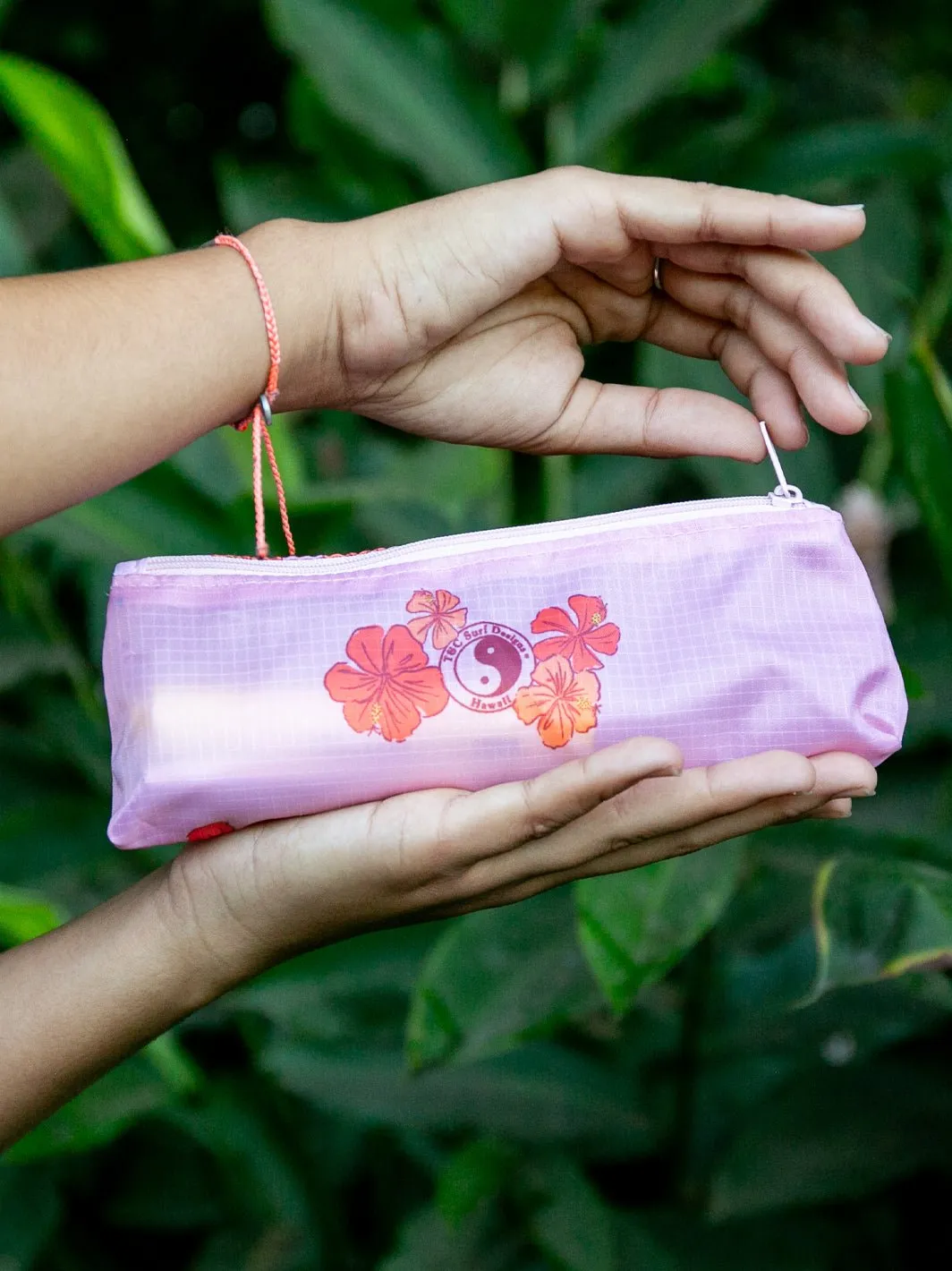 T&C Surf Hibiscus All Ova Fiddlesticks Pouch