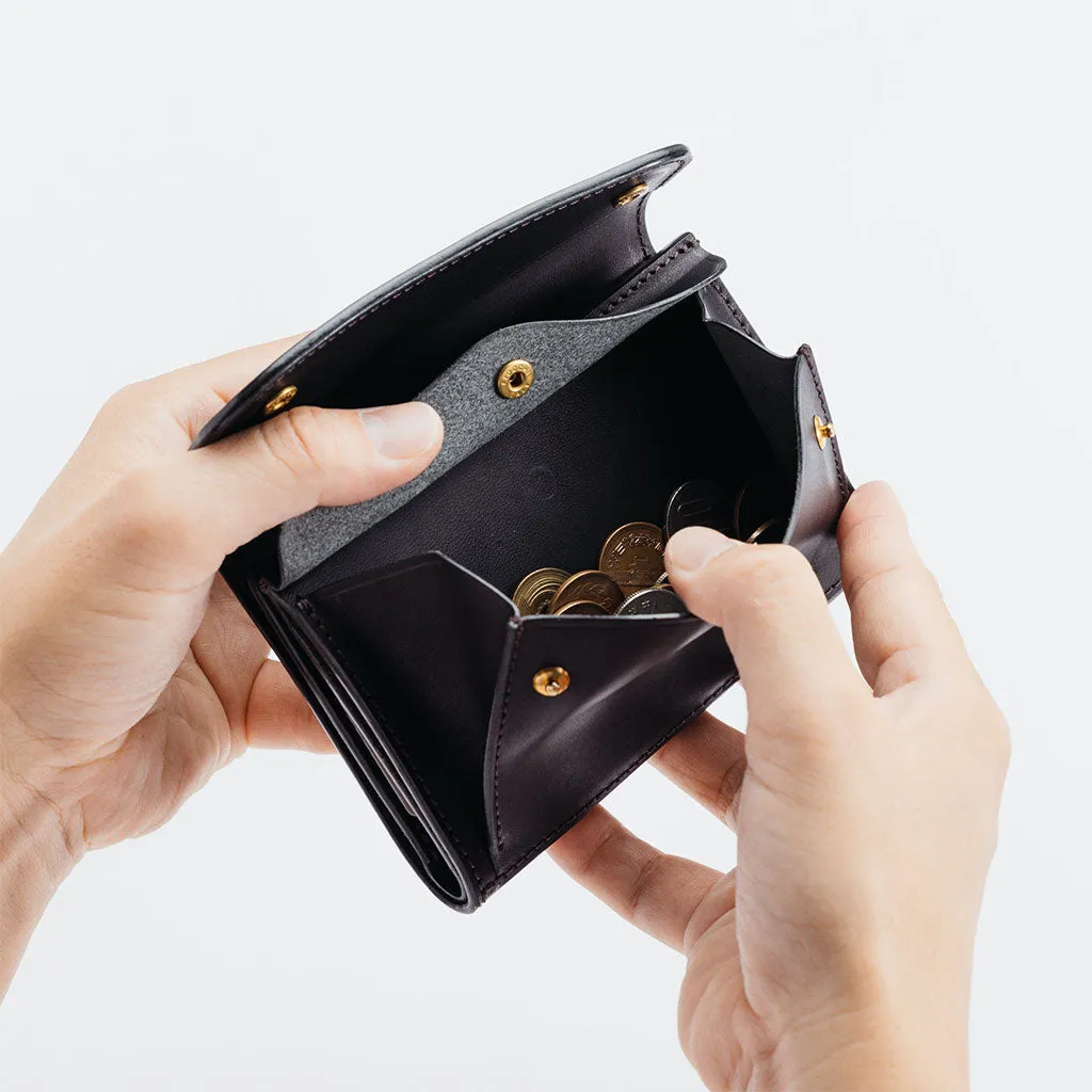 The Superior Labor Outside Pocket Leather Middle Wallet